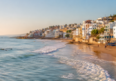 Taghazout, Maroc : Le Guide Complet du Voyageur (2025)